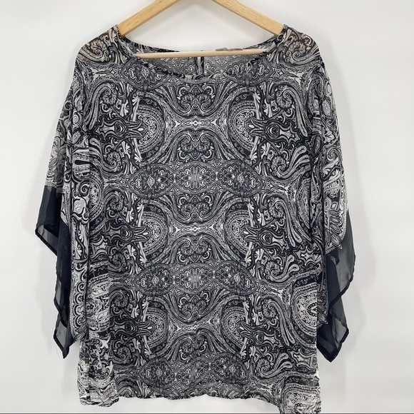 Dress Barn Tops - Dressbarn Sheer Oversized Top Size 1X